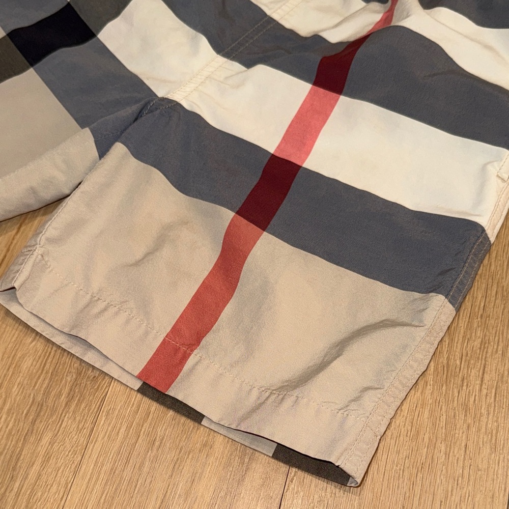 Burberry AUTHENTIC Checkered Swim Shorts - Beige, Black, Red Sz 10Y - Picture 6 of 14